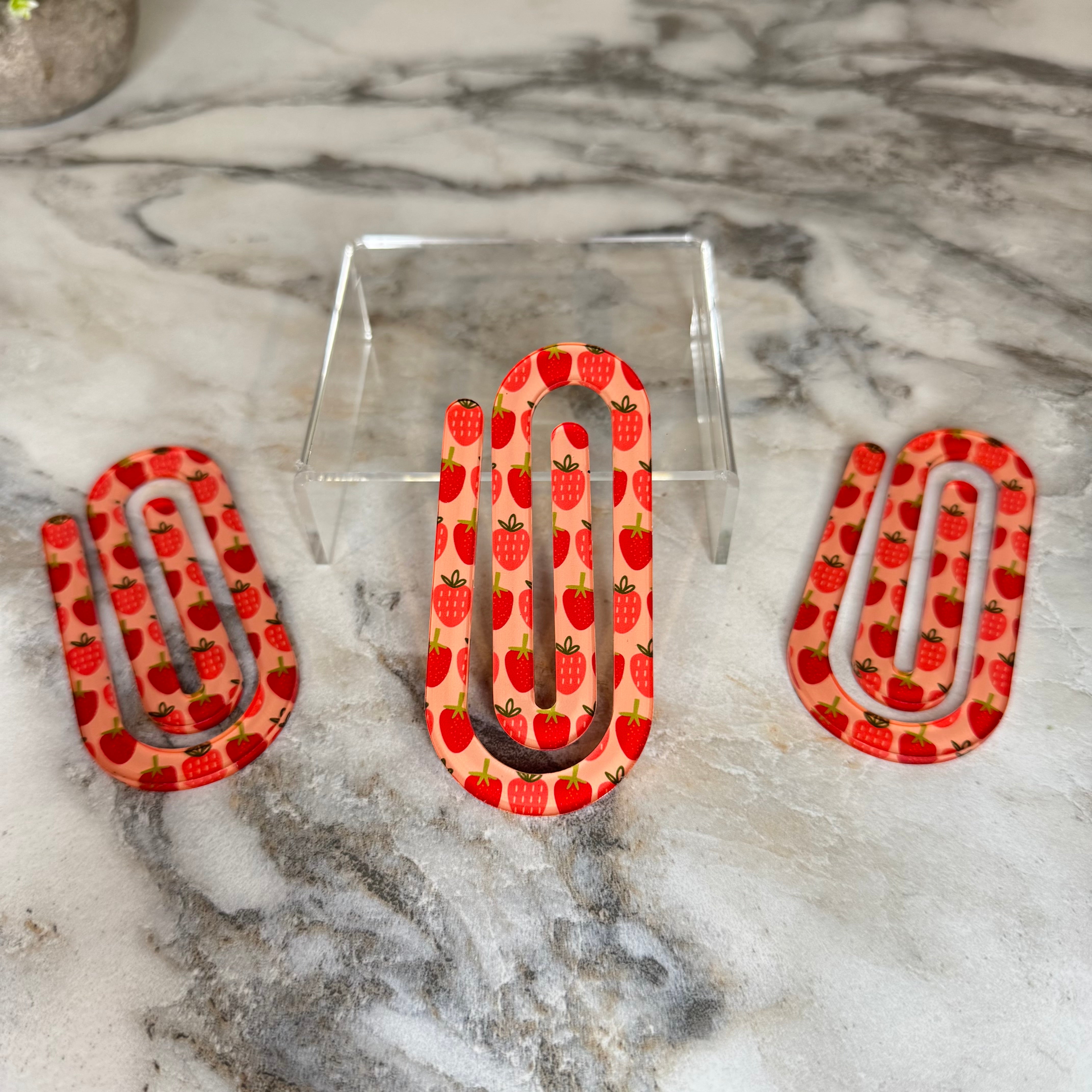 Jumbo Paperclip - Strawberries