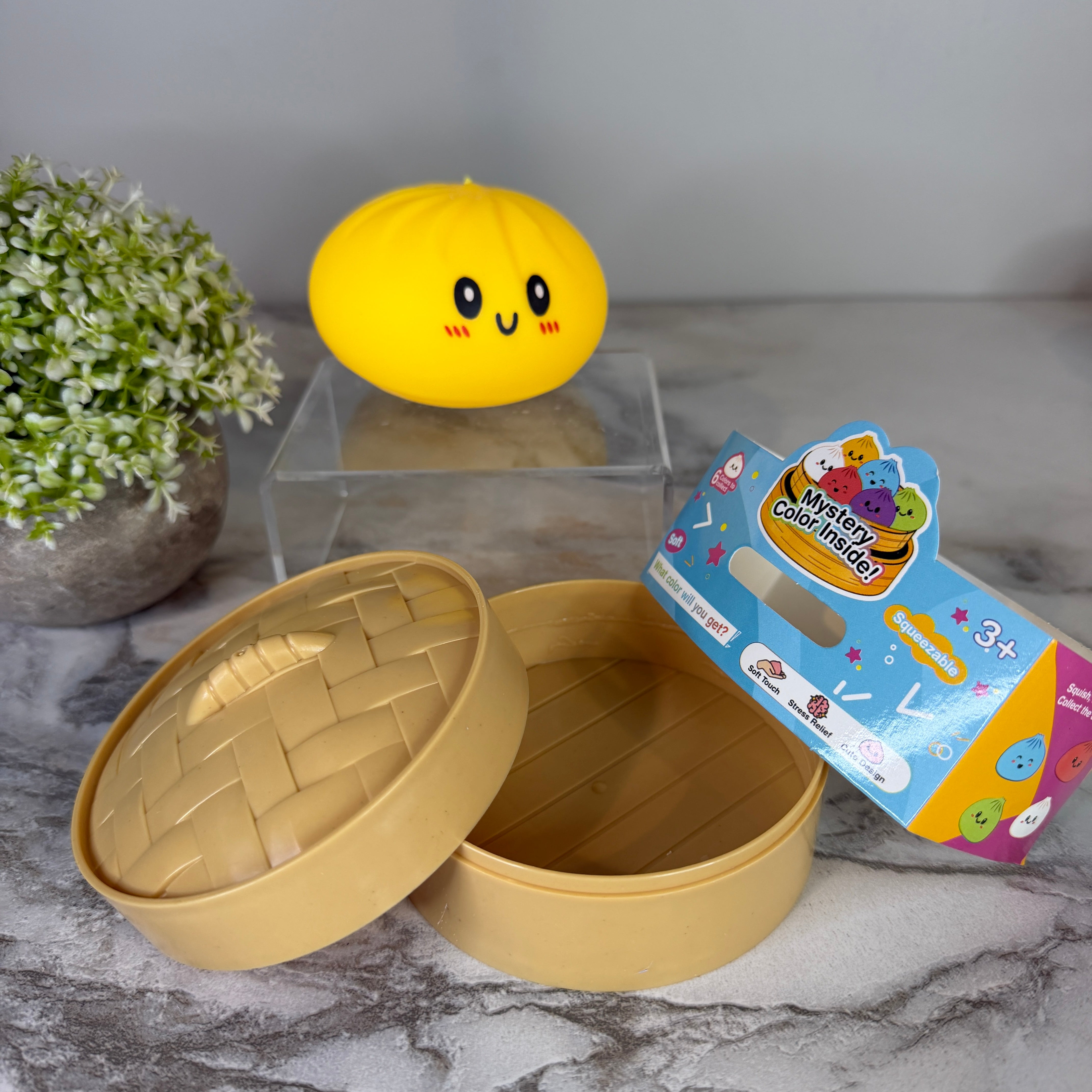 Squishy Toy - Viral Dumpling, Solid Yellow