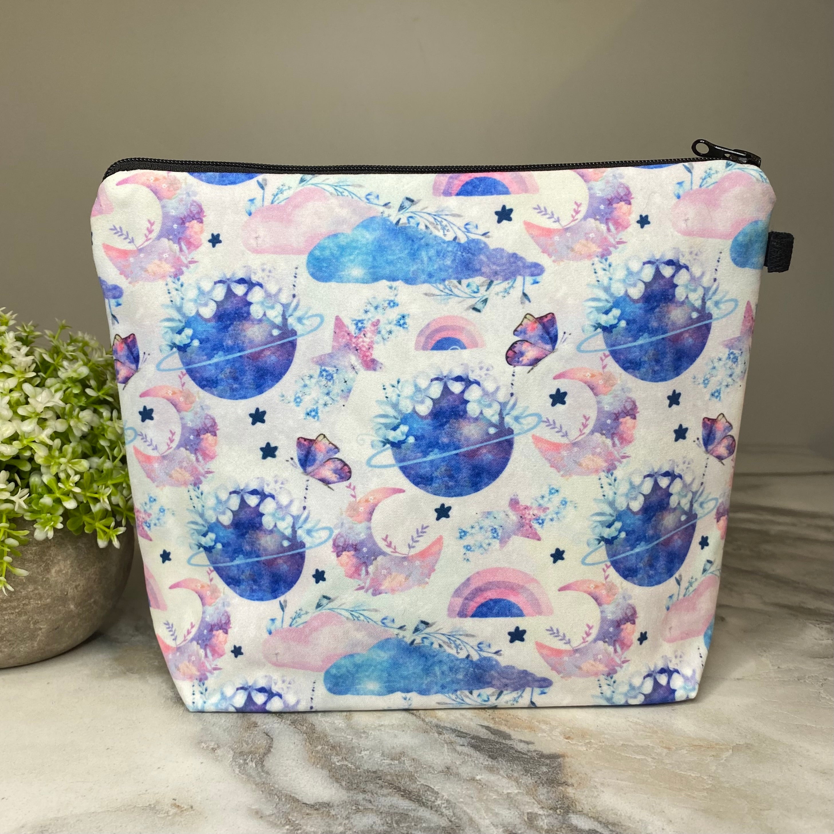 Pouch XL - Floral, Sky Moon Butterfly
