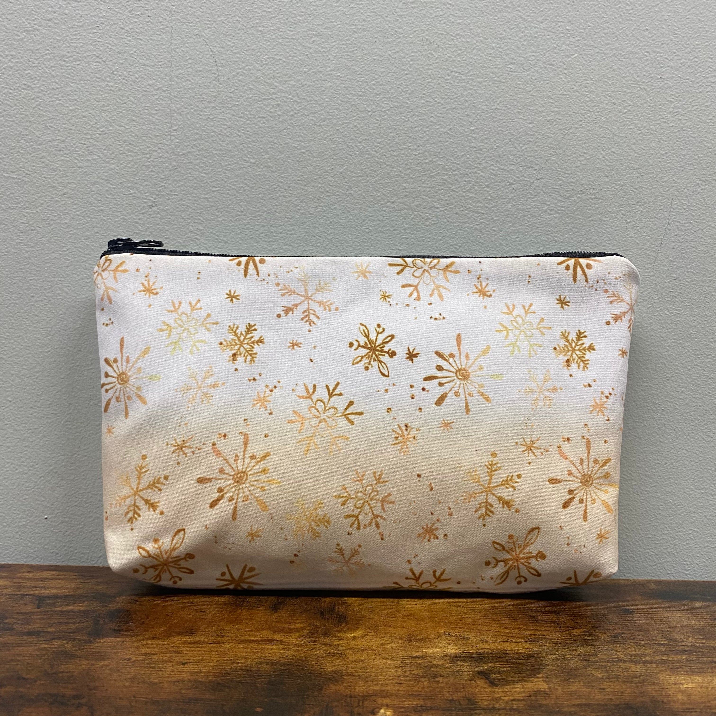 Pouch - Christmas - Snowflake Gold